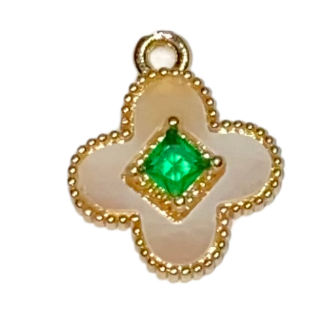 SMALL CHARMS