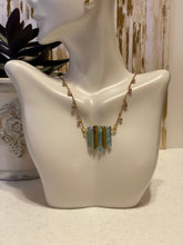 Load image into Gallery viewer, Crystal and hematite necklace
