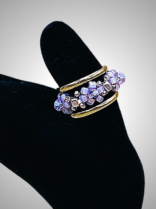 Beaded flower ring; gold ring; stacking rings; crystal ring; interchangeable ring; trending rings; fashion; rings; boho jewelry